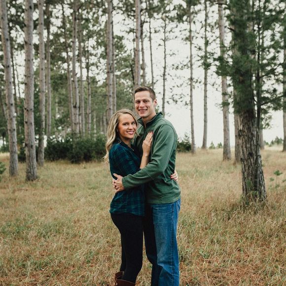 Meet your Posher, Danielle - Picture 1 of 1